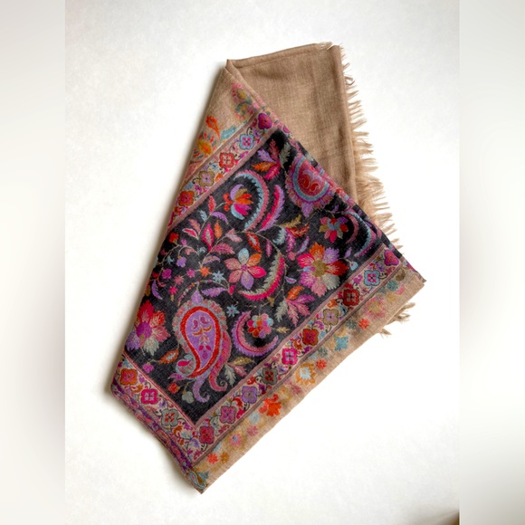 Colourful Scarf 🧣 - Picture 3 of 3